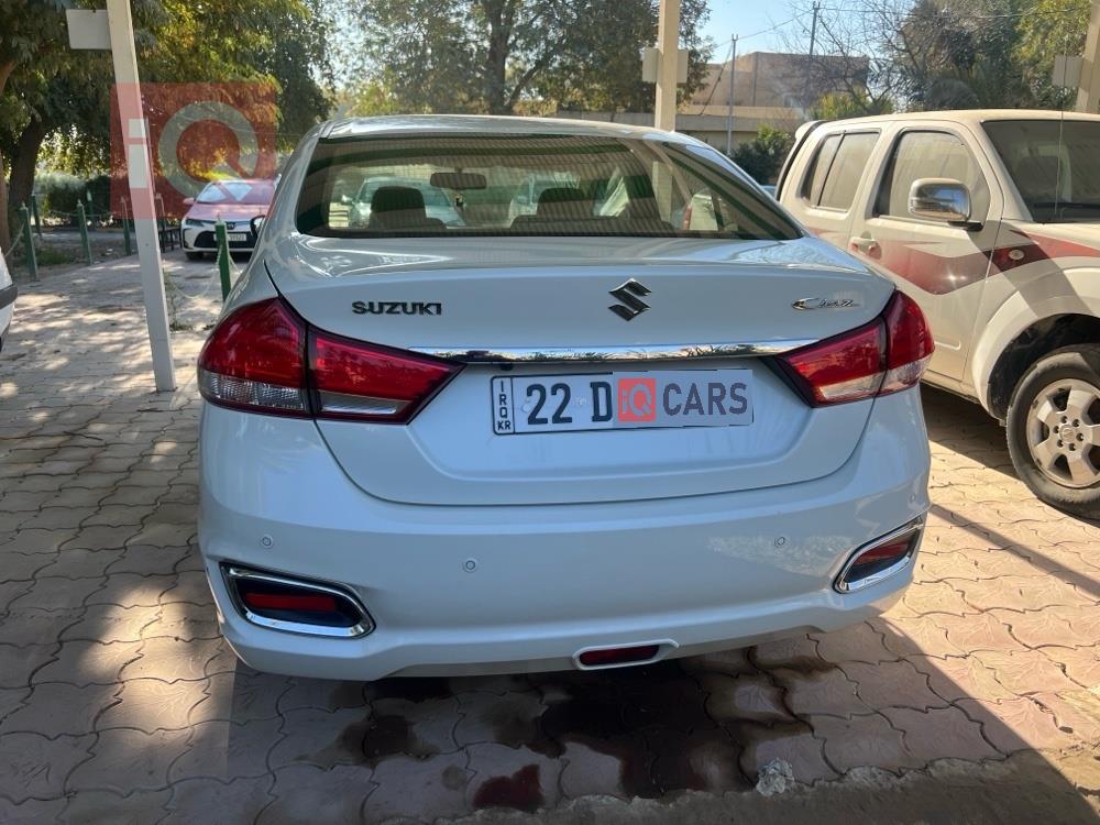 سوزوکی سیاز